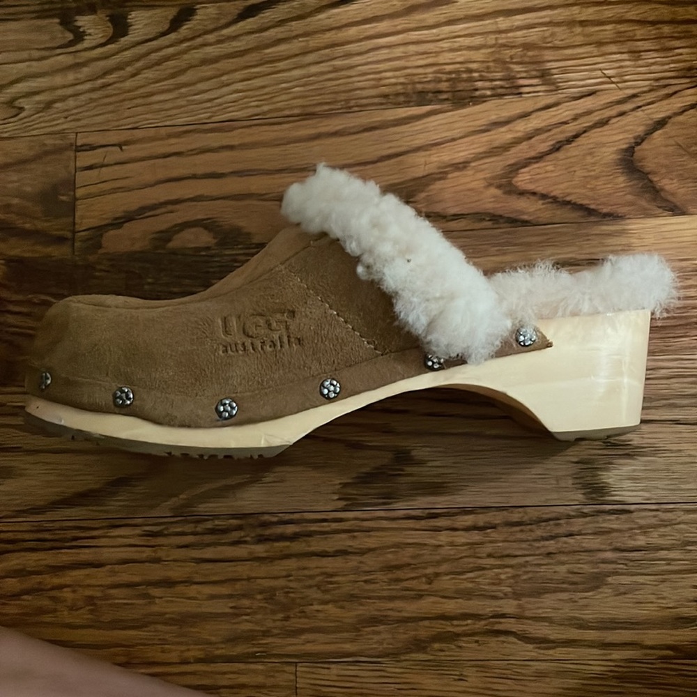 Ugg clogs - Picture 3 of 4
